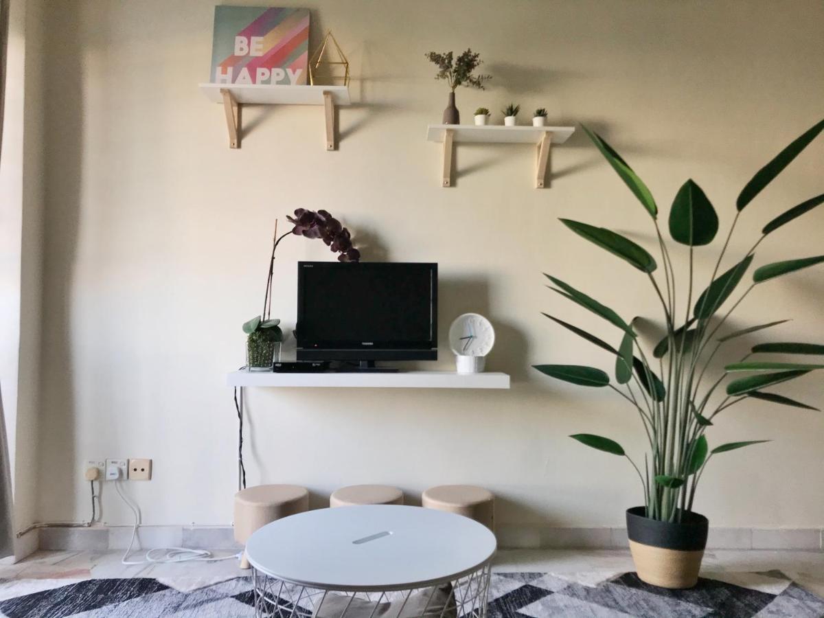 Port Dickson Glory Beach Resort Apartment 5Pax 3Br Bagian luar foto